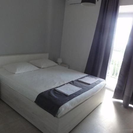 Apartmani Lara Gradac  Esterno foto