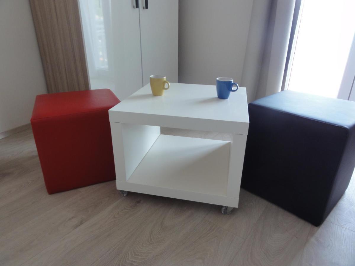 Apartmani Lara Gradac  Esterno foto