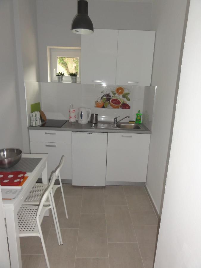 Apartmani Lara Gradac  Esterno foto