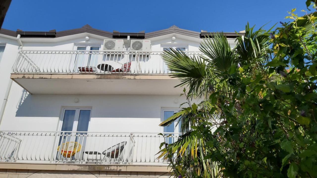 Apartmani Lara Gradac  Esterno foto