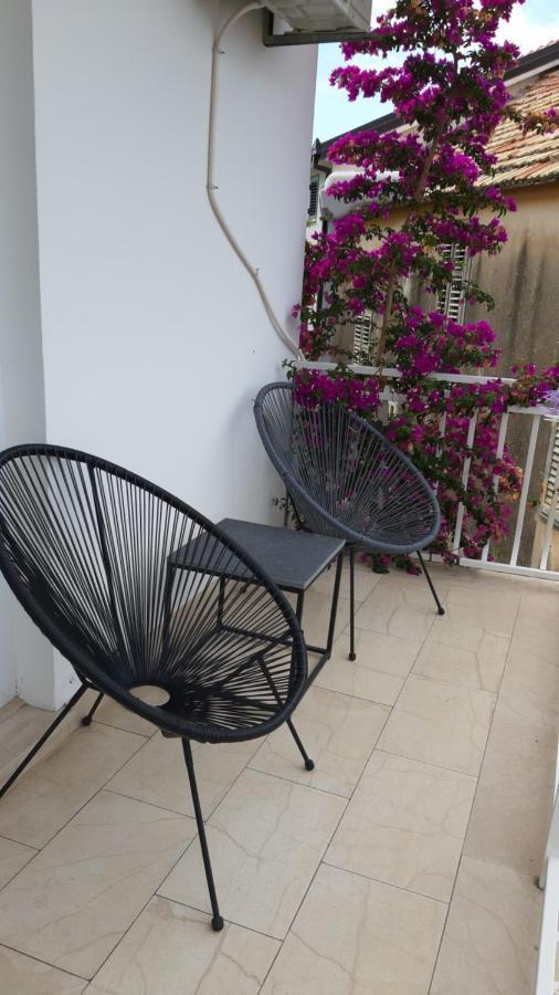 Apartmani Lara Gradac  Esterno foto